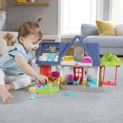 Fisher-Price Little People Friends Together Play House