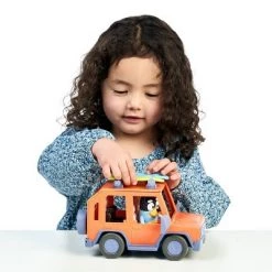 Bluey Heeler 4WD Family Vehicle -Action Figure Playsets Sales Store unnamed file 398