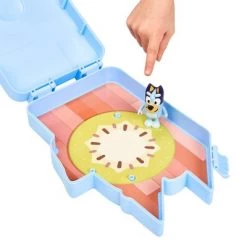 Bluey Play & Go Playset -Action Figure Playsets Sales Store unnamed file 471