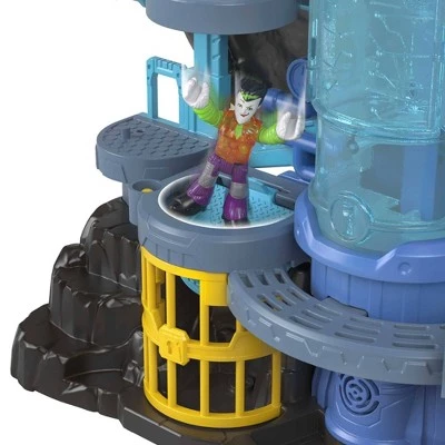 DC Comics Imaginext DC Super Friends Batman Bat-Tech Batcave Playset 4 DC Comics Imaginext DC Super Friends Batman Bat-Tech Batcave Playset - Image 4