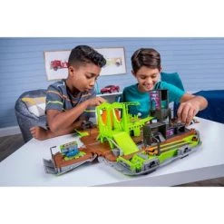 Micro Machines - Large Playset - Super Van City -Action Figure Playsets Sales Store unnamed file 820